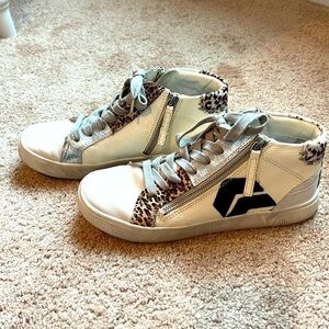 Dolce Vita Women's Zonya White/Black Embossed Lizard Leather Hightop Sneakers